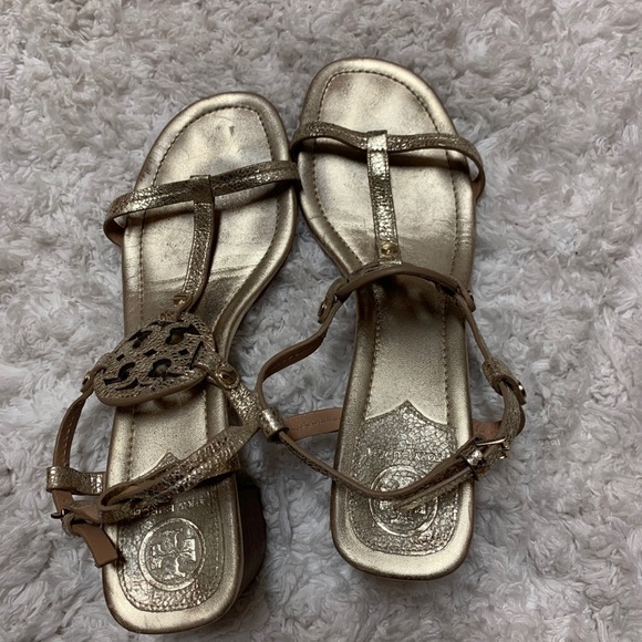 poshmark tory burch sandals